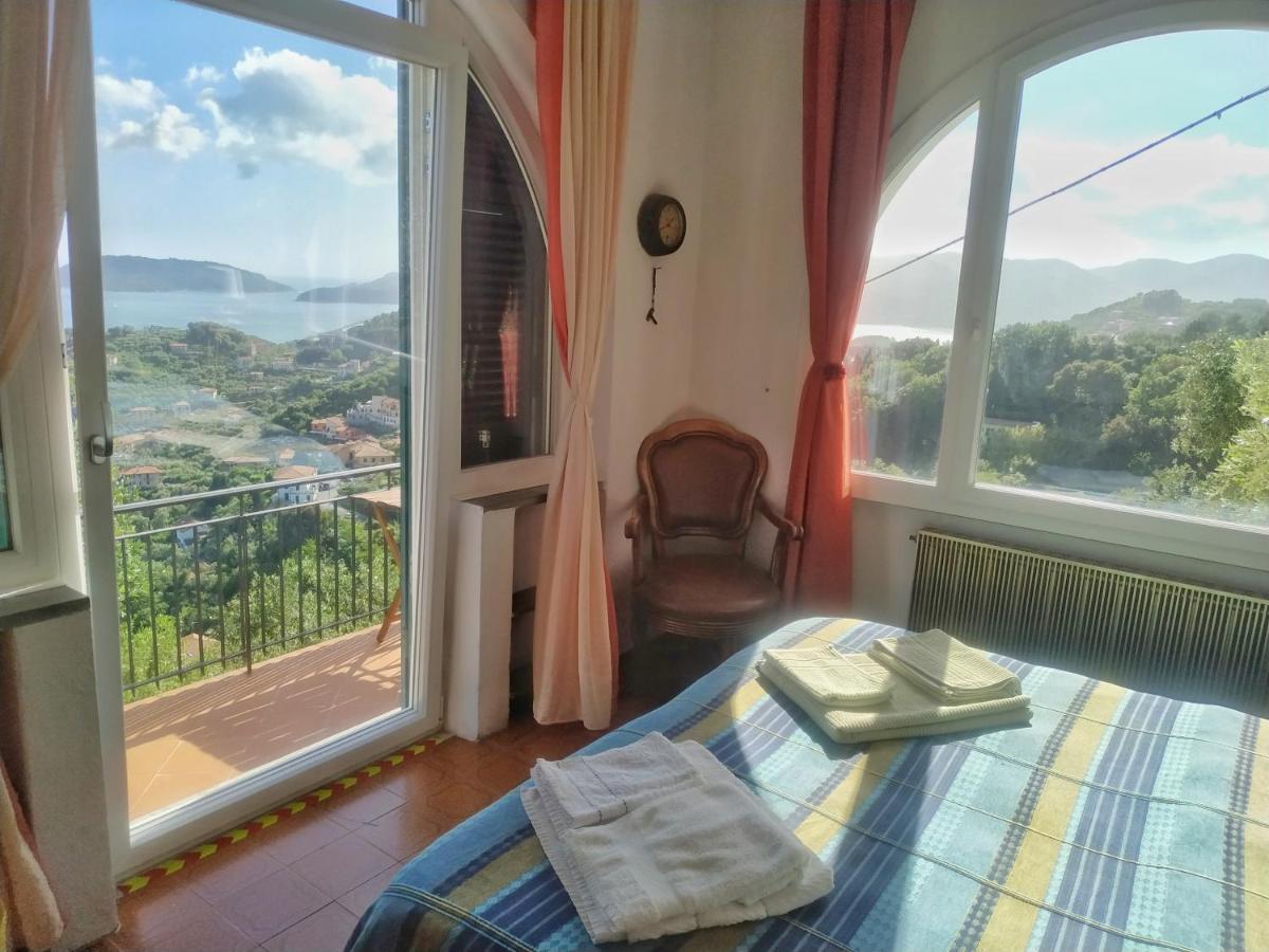 Ai Canarbin - Colline Di Lerici Bed & Breakfast Exterior photo